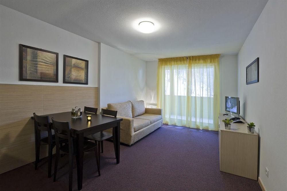 Ferienwohnung Noemys Terrasses De Labrau Allos Exterior foto